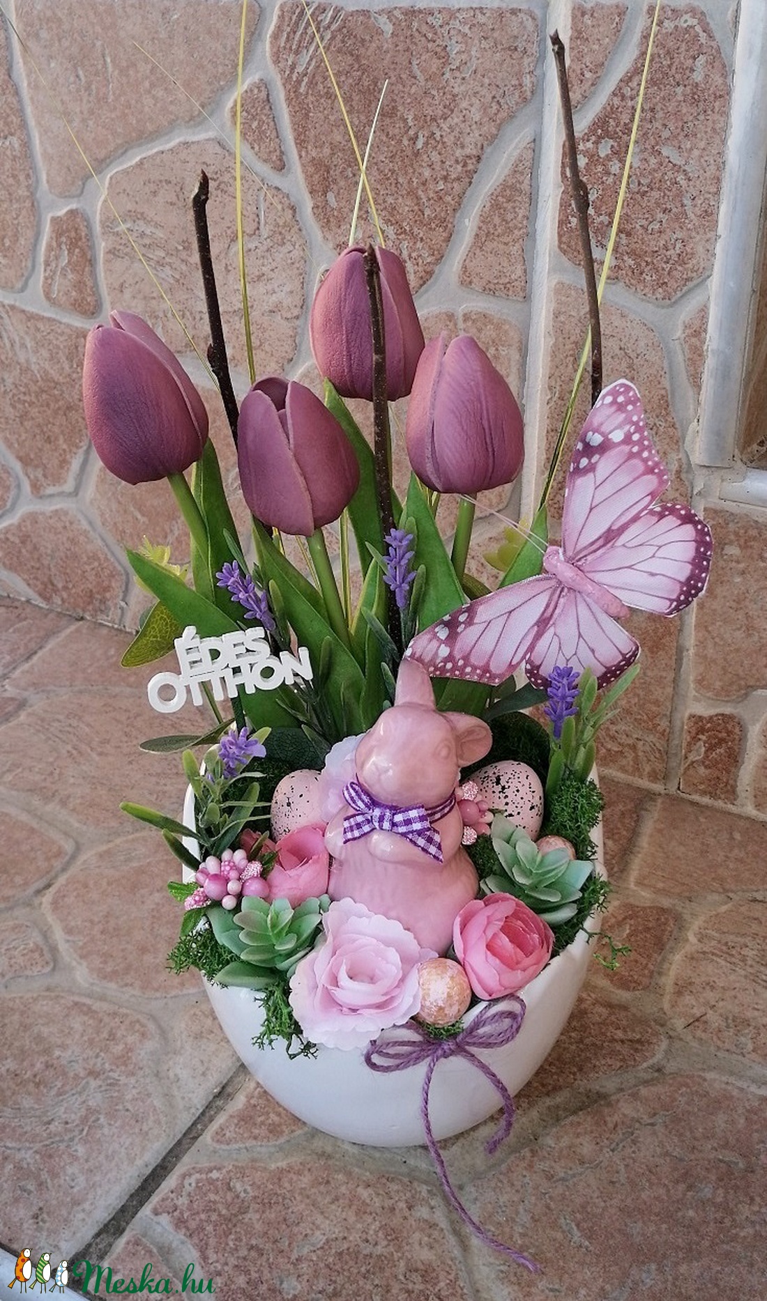 Tavaszi, nyári, húsvéti asztaldísz - lila tulipános, nyuszis - otthon & lakás - dekoráció - Meska.hu