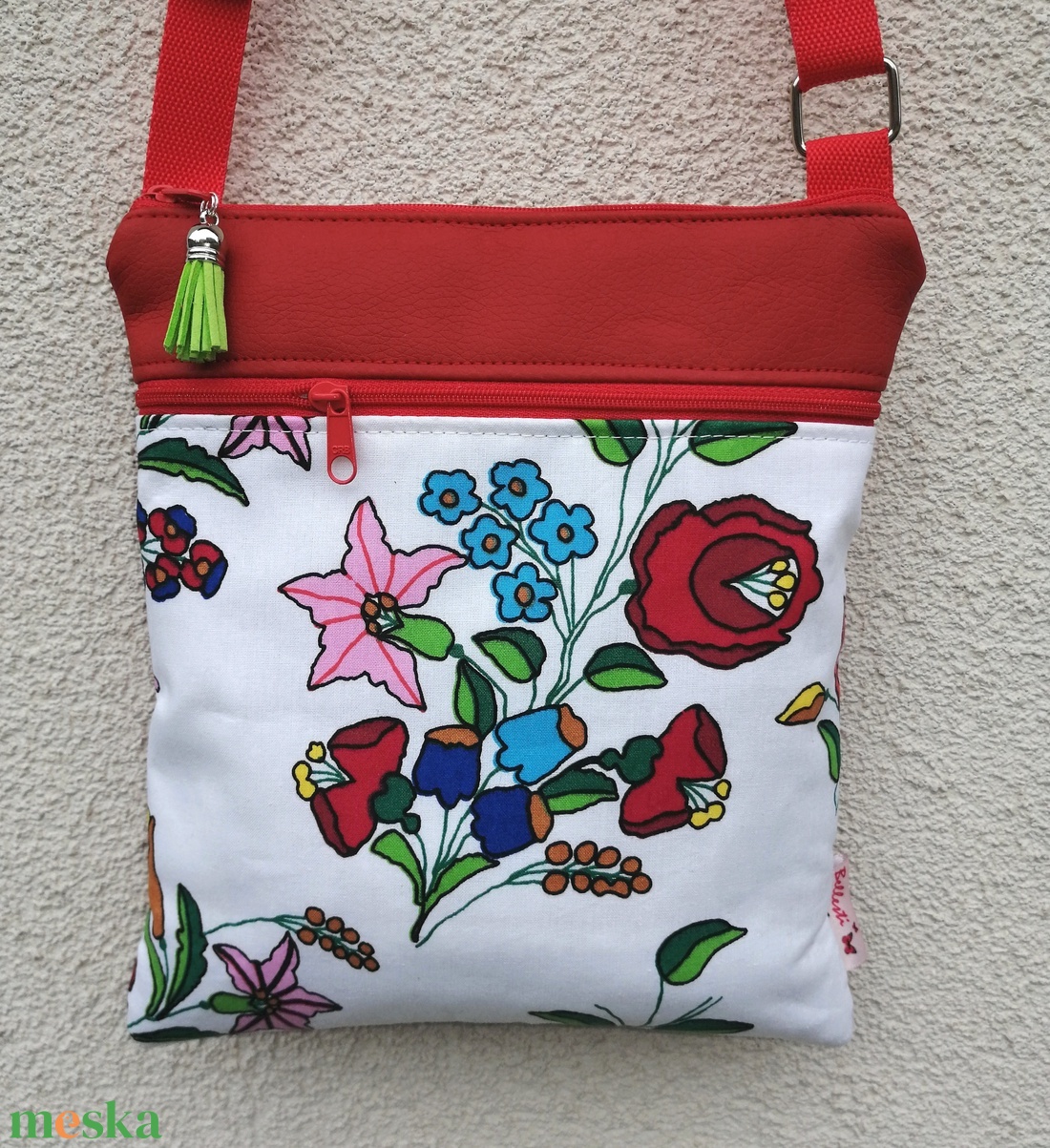 Kalocsai mintás tarisznya, oldaltáska - piros 20x23 cm - táska & tok - kézitáska & válltáska - tarisznya - Meska.hu Kalocsai mintás tarisznya, oldaltáska - piros 20x23 cm - táska & tok - kézitáska & válltáska - tarisznya - Meska.hu