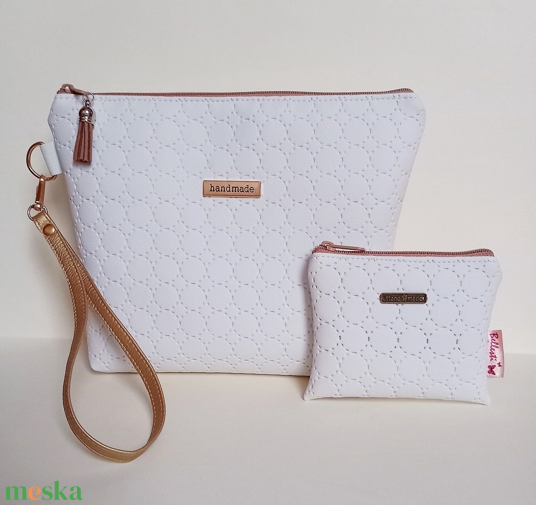 Fehér neszesszer és pénztárca szett steppelt mintával 23x18 cm - táska & tok - neszesszer - Meska.hu Fehér neszesszer és pénztárca szett steppelt mintával 23x18 cm - táska & tok - neszesszer - Meska.hu