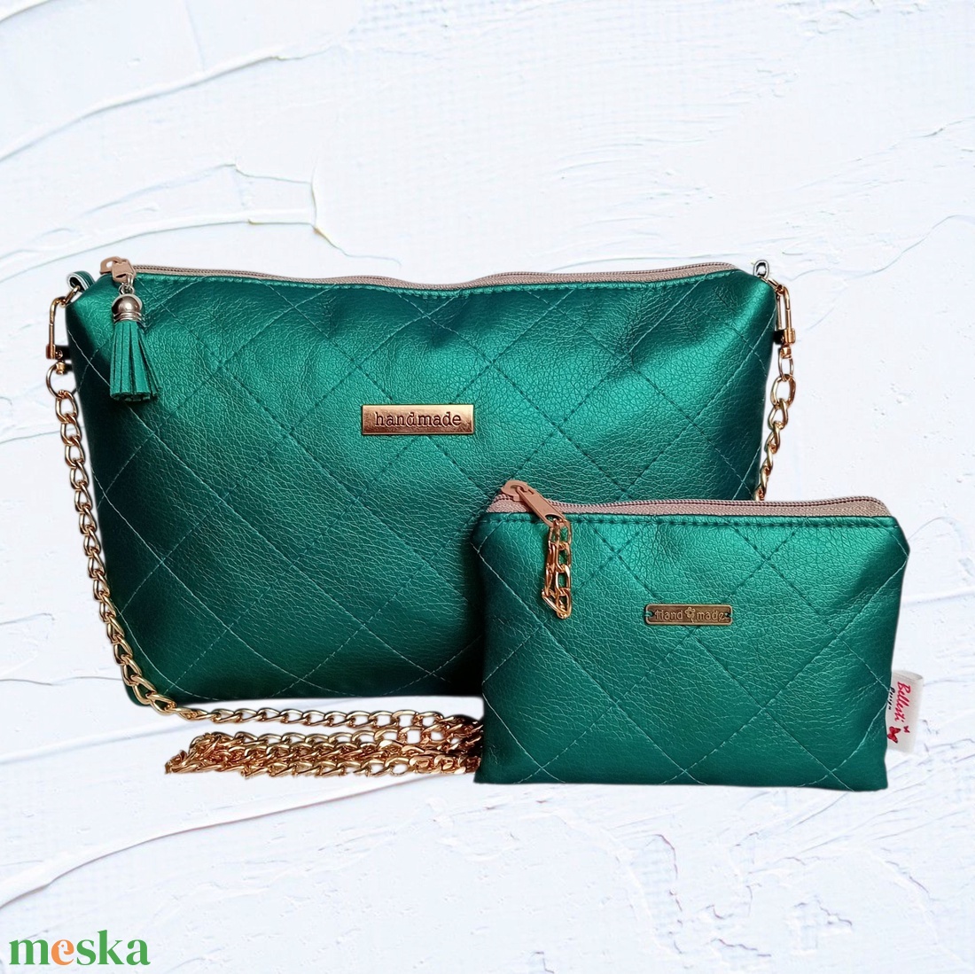Metálzöld női válltáska és pénztárca szett steppelt mintával 23x15 cm - táska & tok - táska szett - Meska.hu Metálzöld női válltáska és pénztárca szett steppelt mintával 23x15 cm - táska & tok - táska szett - Meska.hu