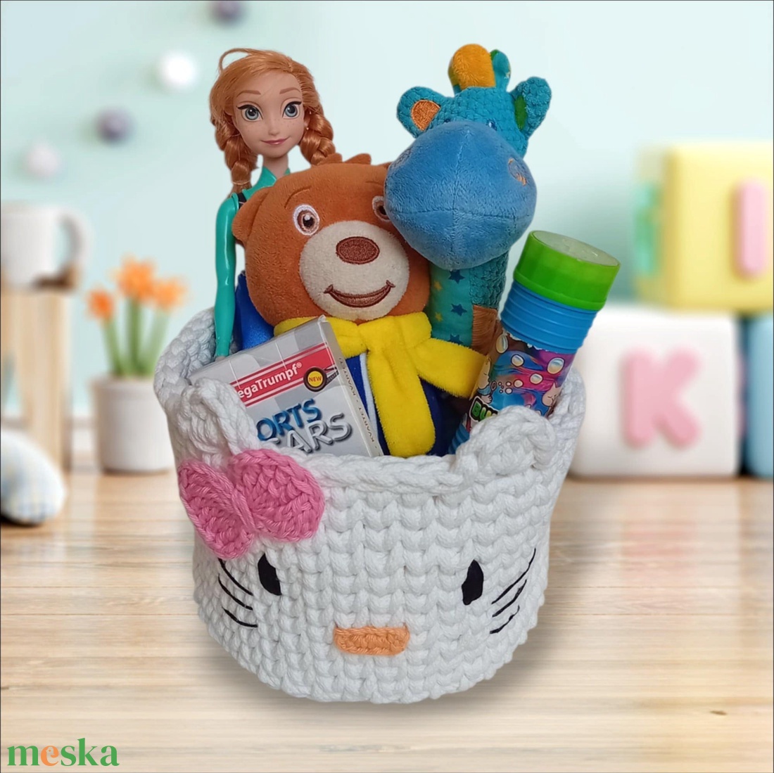 Horgolt kosár Hello Kitty - fehér - otthon & életmód - babaszoba, gyerekszoba - játéktároló - Meska.hu