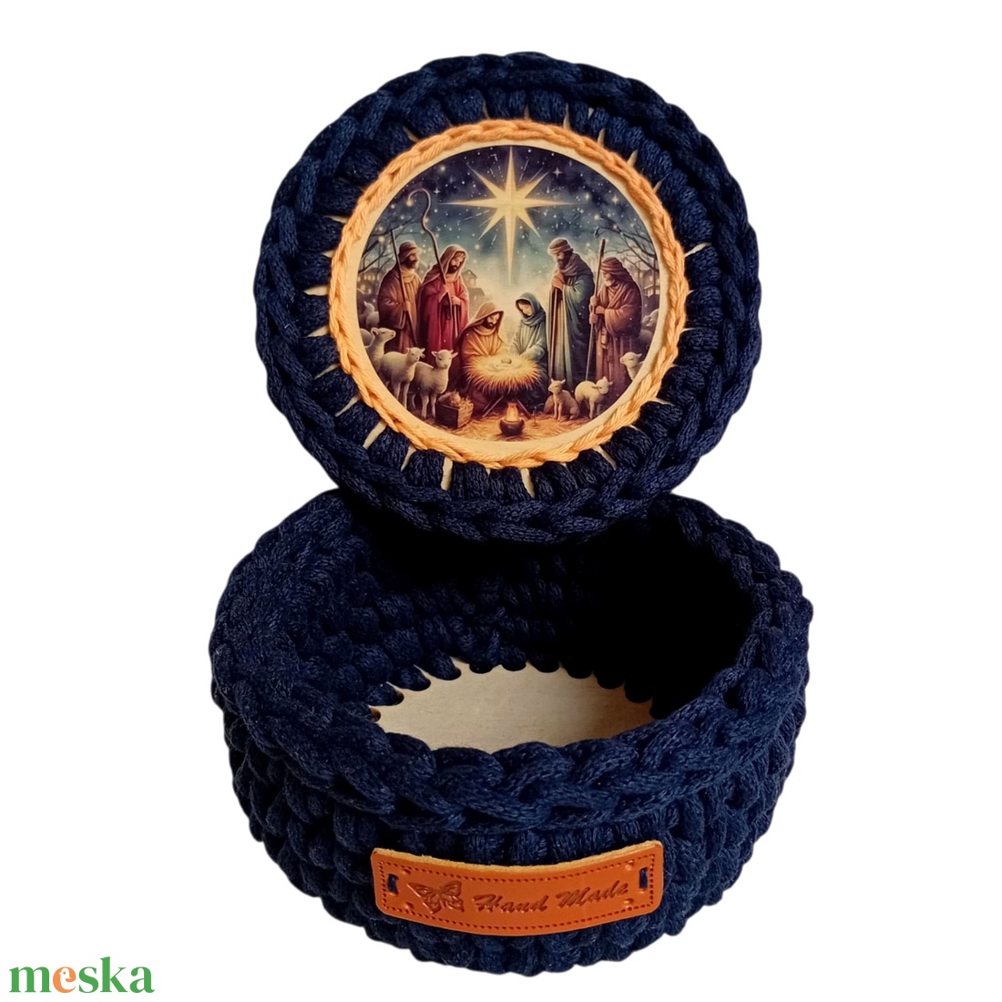 Karácsonyi horgolt fedeles kosárka, Betlehem, sötétkék - otthon & életmód - tárolás & rendszerezés - tárolókosár - Meska.hu Karácsonyi horgolt fedeles kosárka, Betlehem, sötétkék - otthon & életmód - tárolás & rendszerezés - tárolókosár - Meska.hu