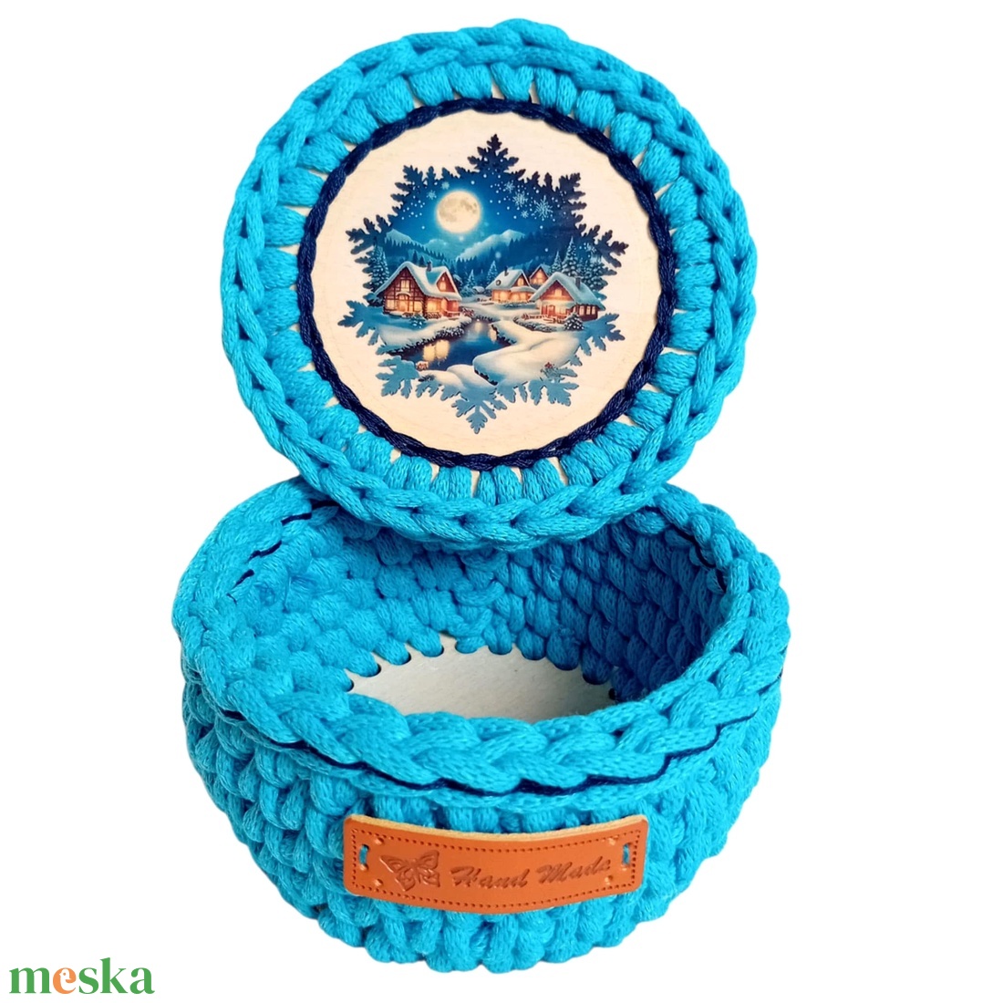 Karácsonyi horgolt fedeles kosárka, havas táj, kék - otthon & életmód - tárolás & rendszerezés - tárolókosár - Meska.hu