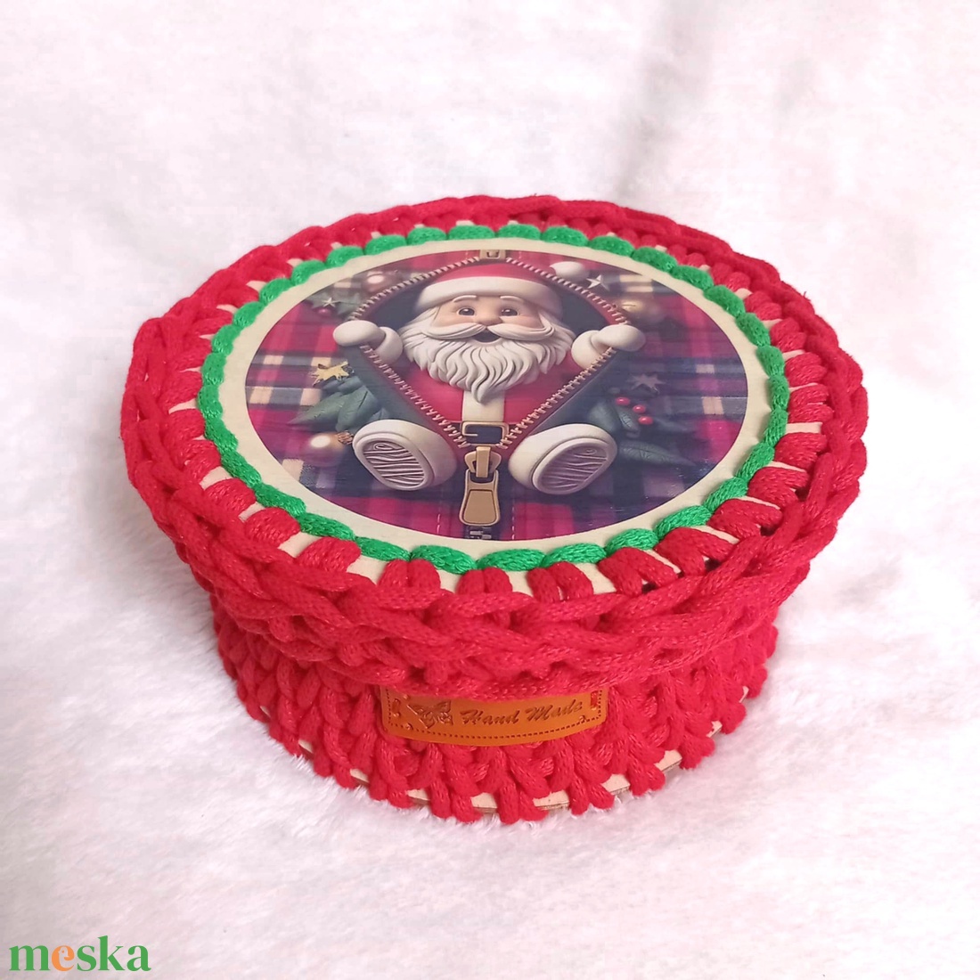 Karácsonyi horgolt fedeles kosár, Télapó - otthon & életmód - tárolás & rendszerezés - tárolókosár - Meska.hu Karácsonyi horgolt fedeles kosár, Télapó - otthon & életmód - tárolás & rendszerezés - tárolókosár - Meska.hu