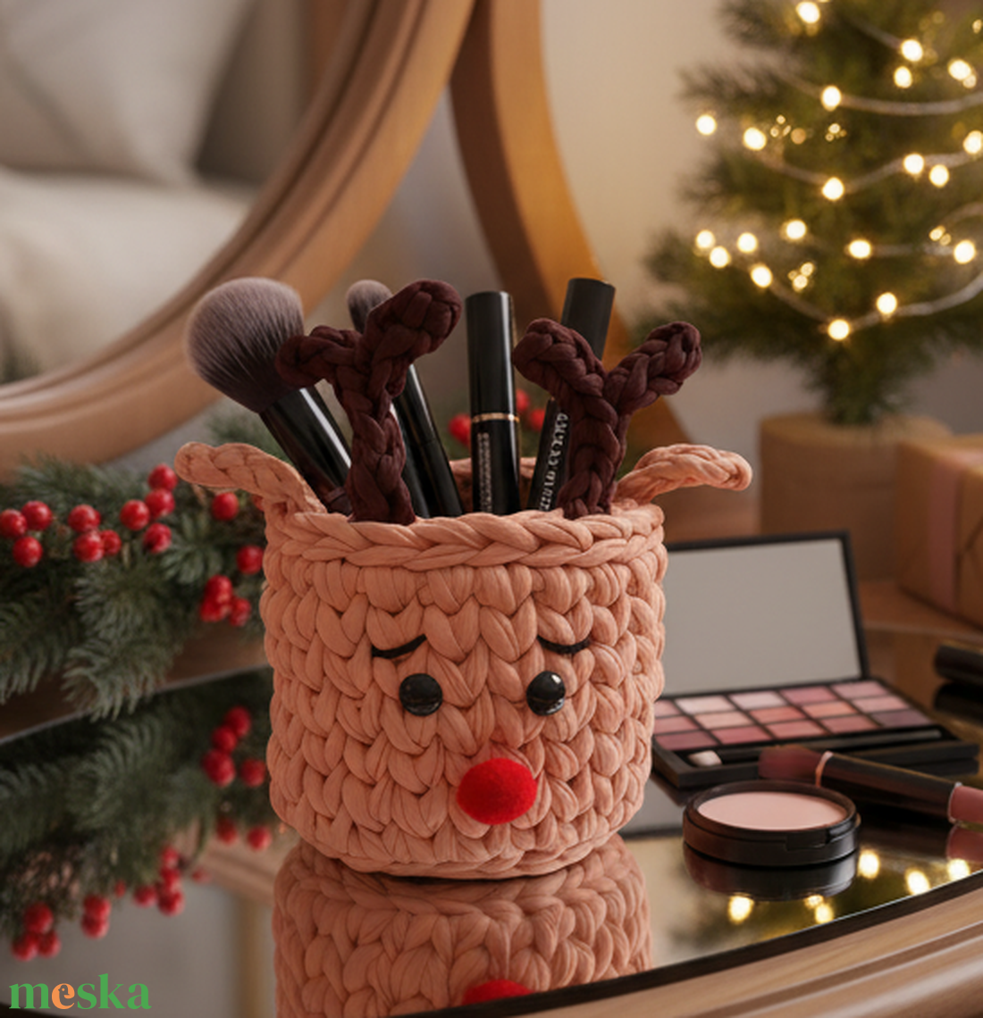 Horgolt kosárka rénszarvas - barack színű - karácsony - karácsonyi lakásdekoráció - ünnepi asztaldekoráció - Meska.hu