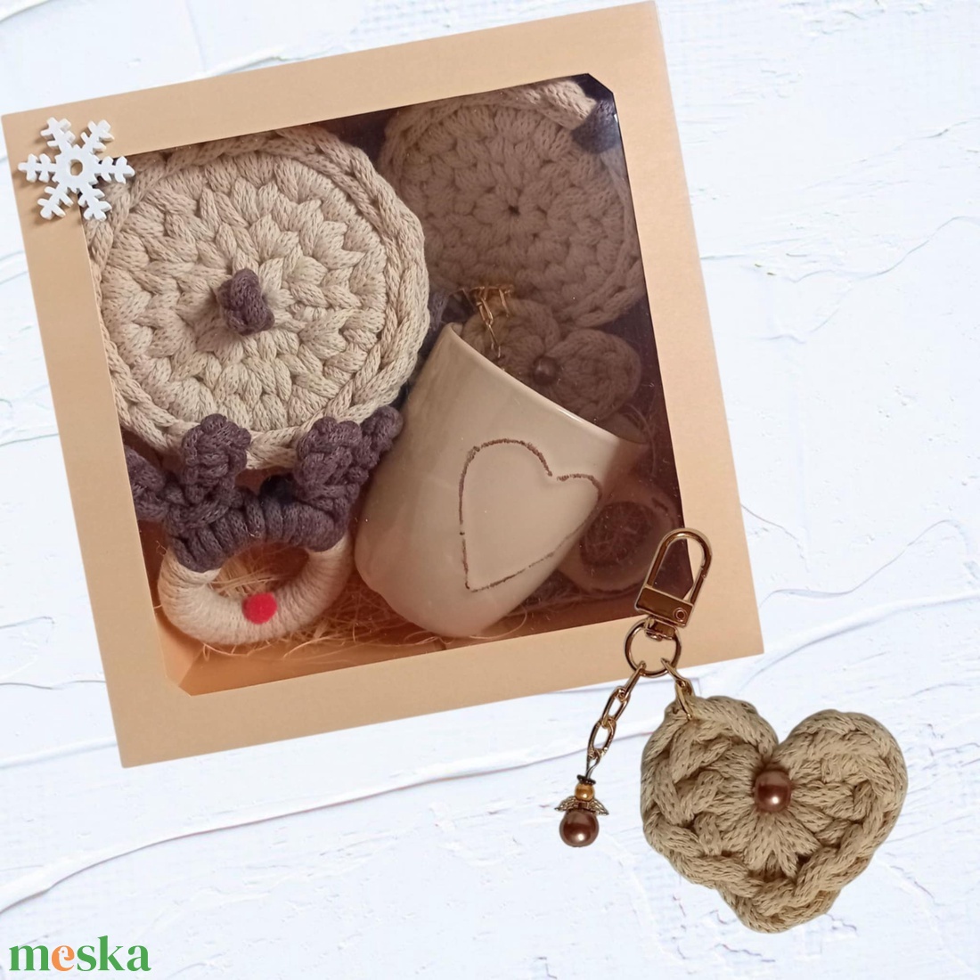 Meghitt Karácsony Ajándékszett, drapp, bögrés - otthon & életmód - tárolás & rendszerezés - tárolókosár - Meska.hu