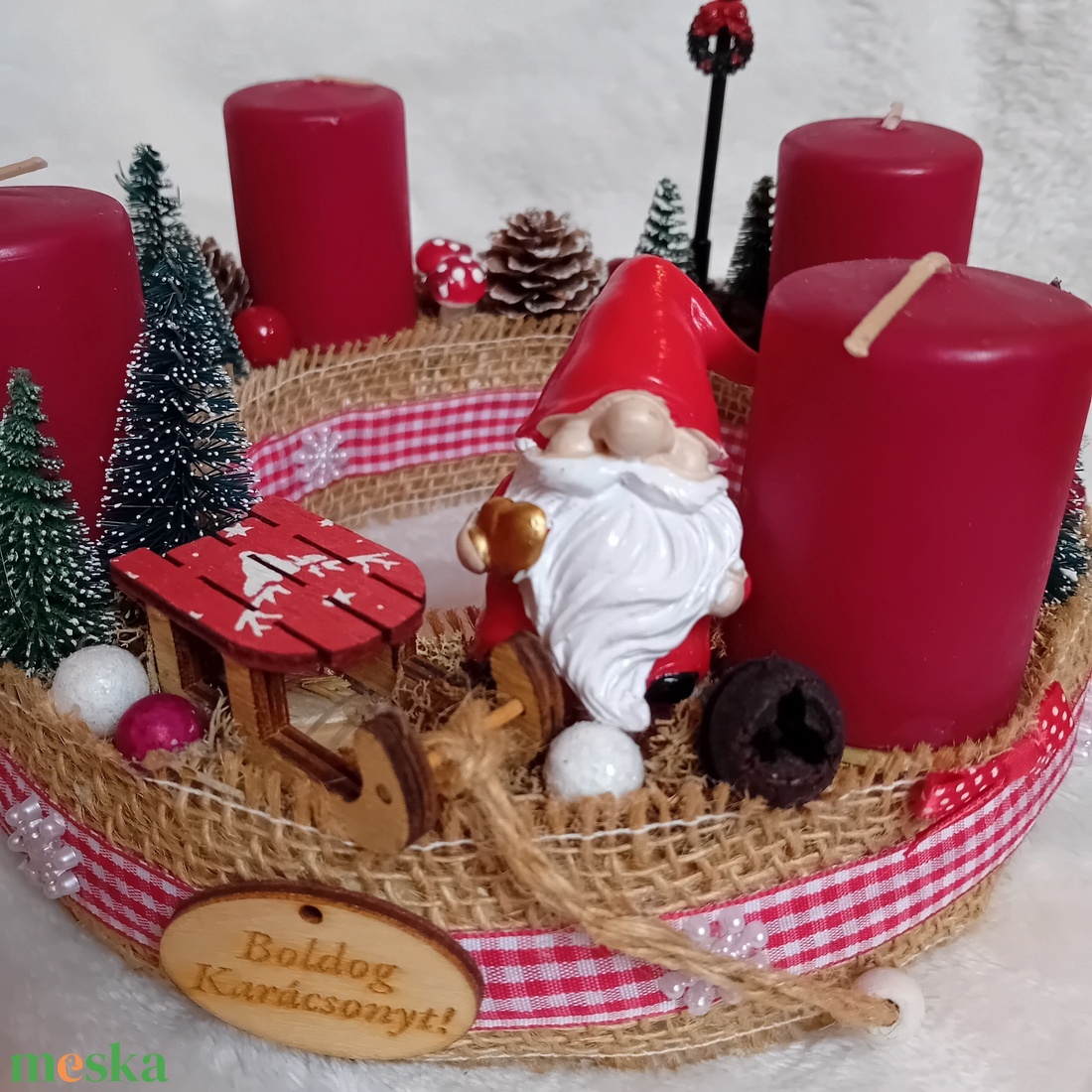 Adventi, karácsonyi manós koszorú, asztaldísz bordó - karácsony - adventi díszek - adventi koszorú - Meska.hu