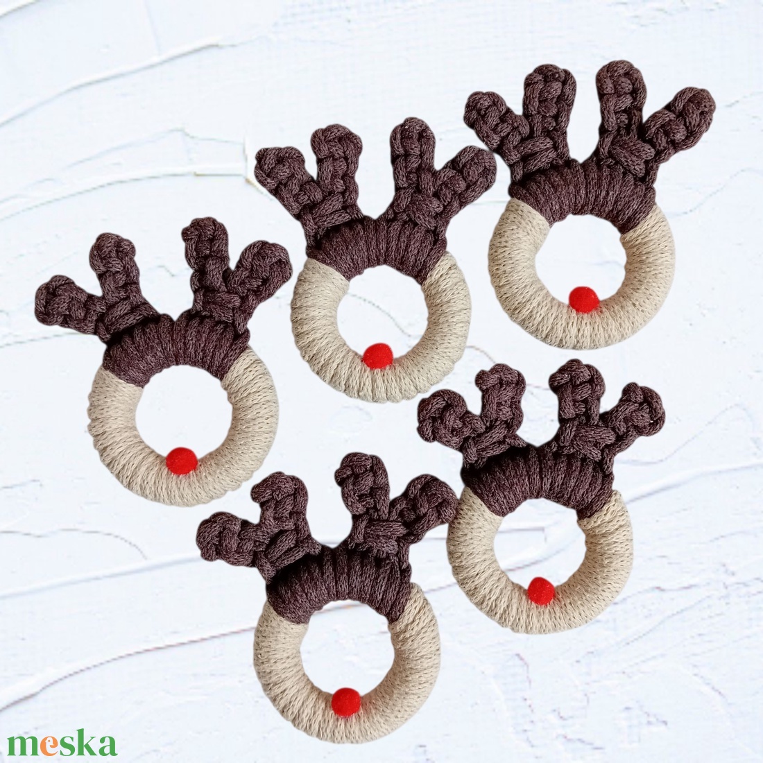 Rénszarvas makramé karácsonyfadíszek  - karácsony - karácsonyi lakásdekoráció - karácsonyfadíszek - Meska.hu