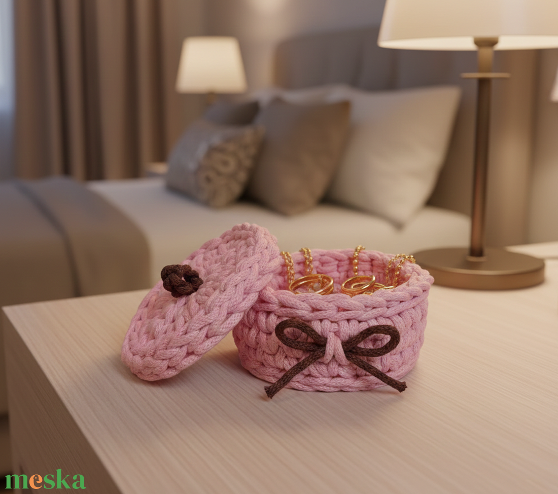 Horgolt ékszertartó rózsaszínű  - otthon & életmód - tárolás & rendszerezés - tárolókosár - Meska.hu