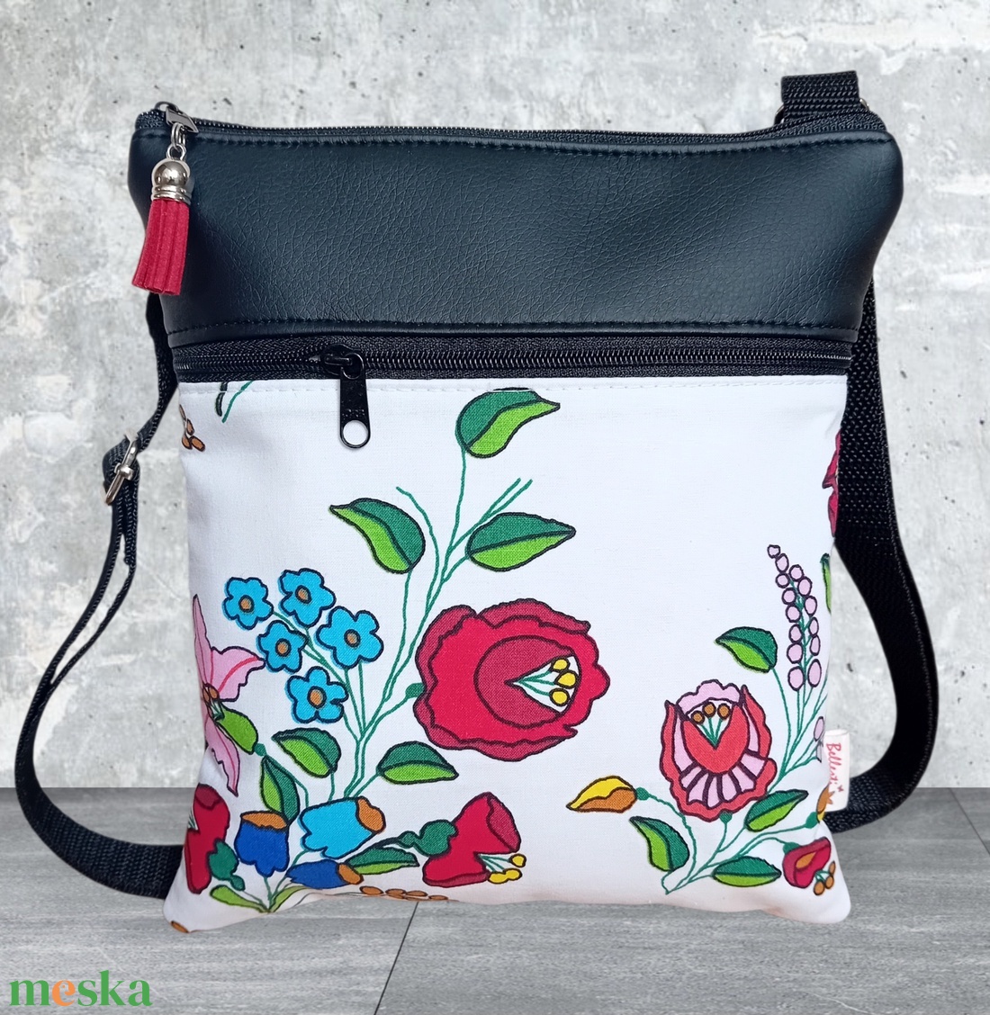 2in1 válltáska oldaltáska kalocsai mintás fekete 20x23 cm - táska & tok - kézitáska & válltáska - vállon átvethető táska - Meska.hu