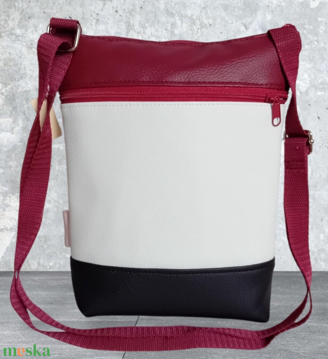 2in1 válltáska oldaltáska folklór mintás trikolor 20x23 cm - táska & tok - kézitáska & válltáska - vállon átvethető táska - Meska.hu