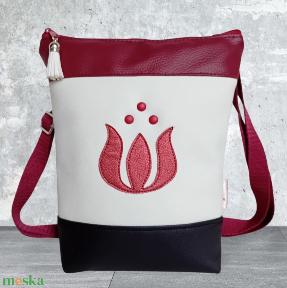 2in1 válltáska oldaltáska folklór mintás trikolor 20x23 cm - táska & tok - kézitáska & válltáska - vállon átvethető táska - Meska.hu