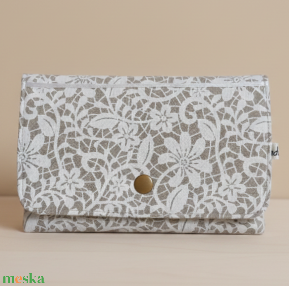 Pénztárca textil csipke mintával drapp 16x10,5 cm - táska & tok - pénztárca & más tok - pénztárca - női pénztárca - Meska.hu