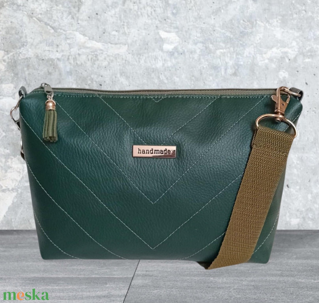 2in1 válltáska oldaltáska steppelt mintával zöld 23x15 cm - táska & tok - kézitáska & válltáska - vállon átvethető táska - Meska.hu