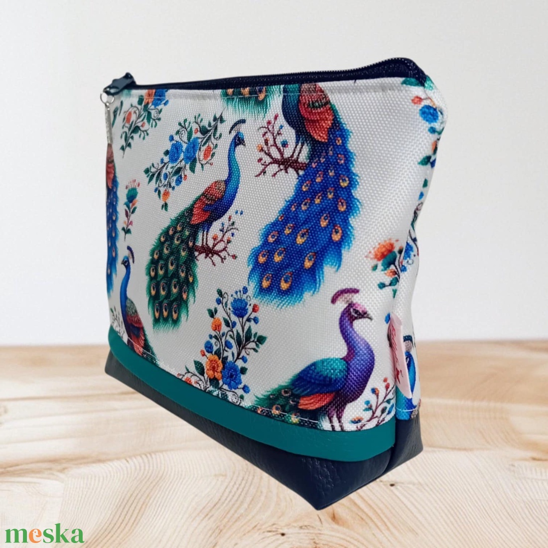  Neszesszer univerzális bármitartó páva mintával 20x14 cm - táska & tok - neszesszer - Meska.hu