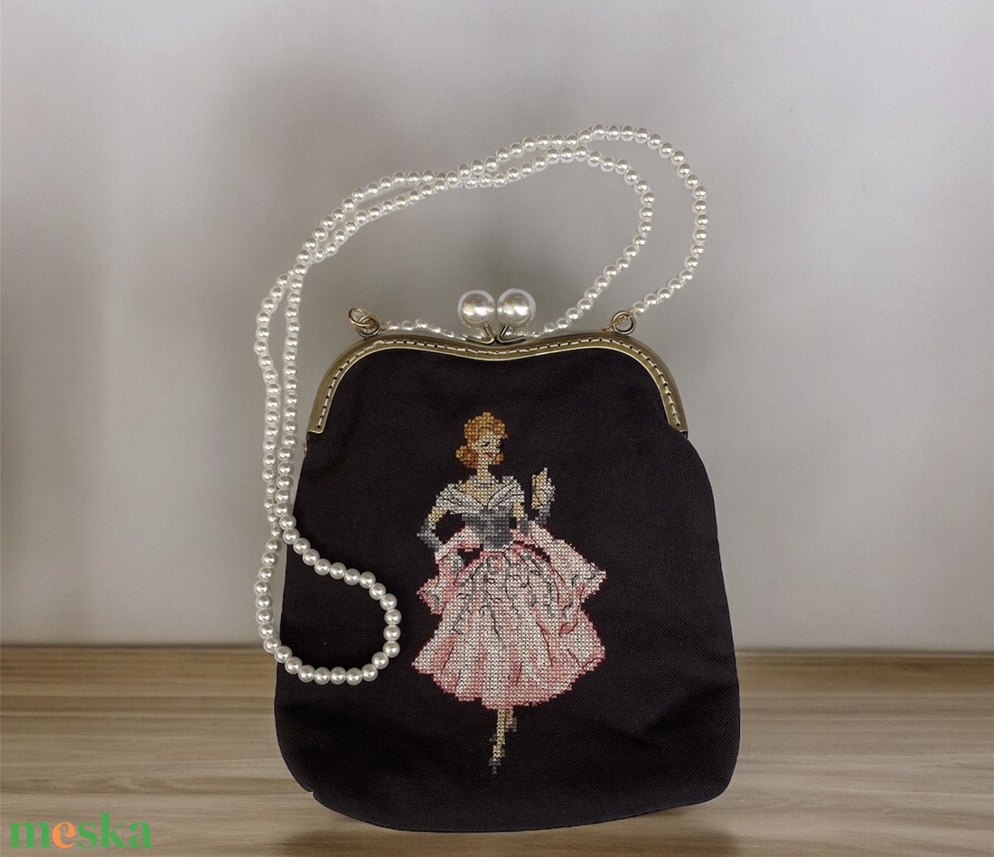 Elegáns báli táska - esküvő - kiegészítők - táska - Meska.hu Elegáns báli táska - esküvő - kiegészítők - táska - Meska.hu