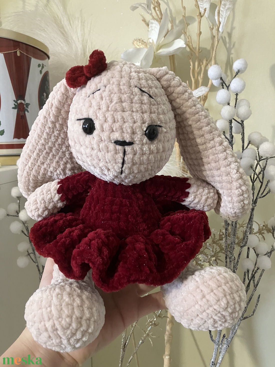 Zsenília fonalból horgolt balerina nyuszi, csillogó ruhával  - játék & sport - plüssállat & játékfigura - nyuszi - Meska.hu