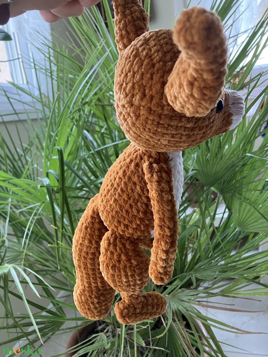 Zsenília fonalból horgolt mókus - játék & sport - plüssállat & játékfigura - más figura - Meska.hu