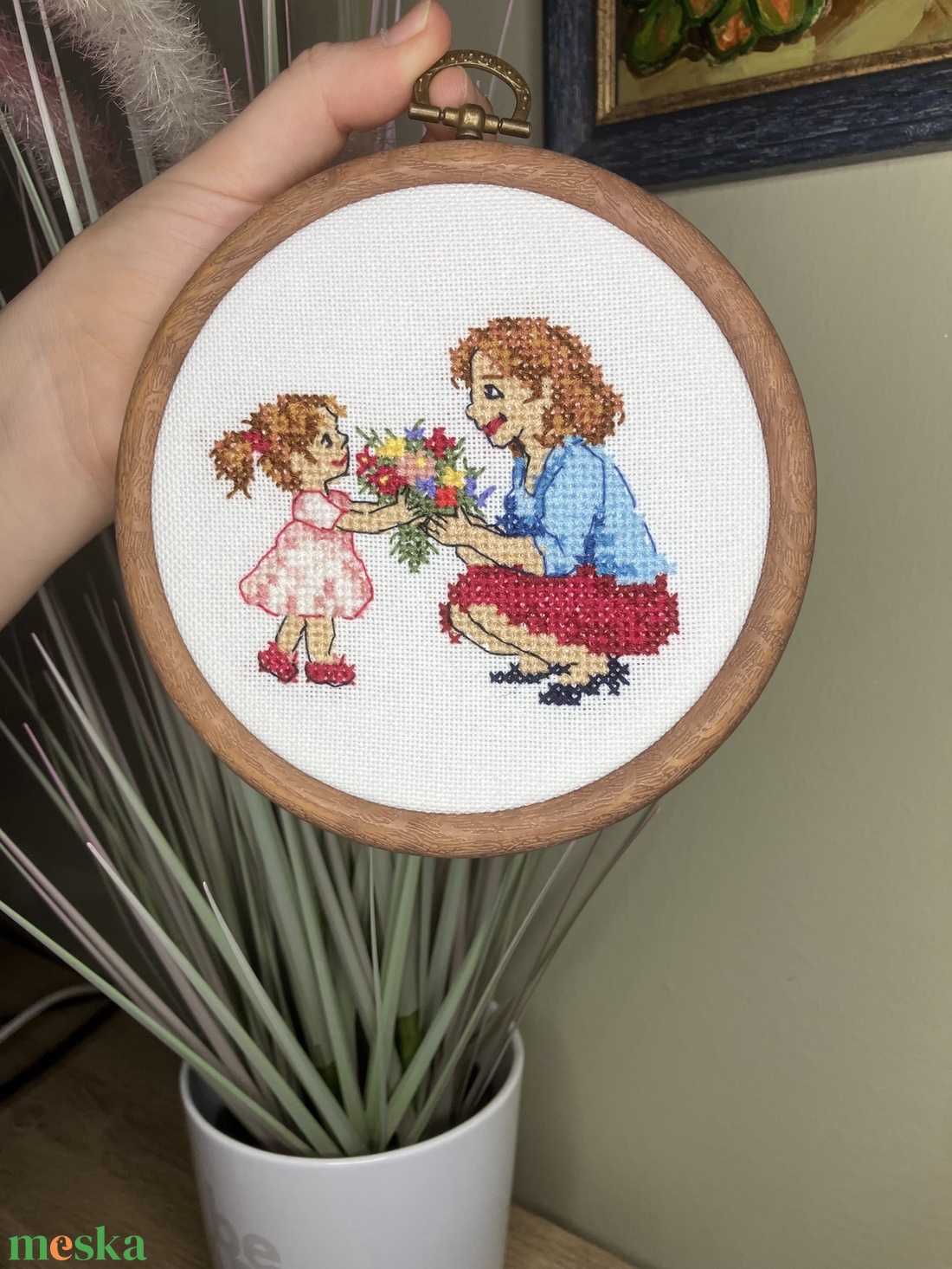 Anyák napi keresztszemes hímzett falikép - otthon & életmód - dekoráció - kép & falikép - 3d képek - Meska.hu