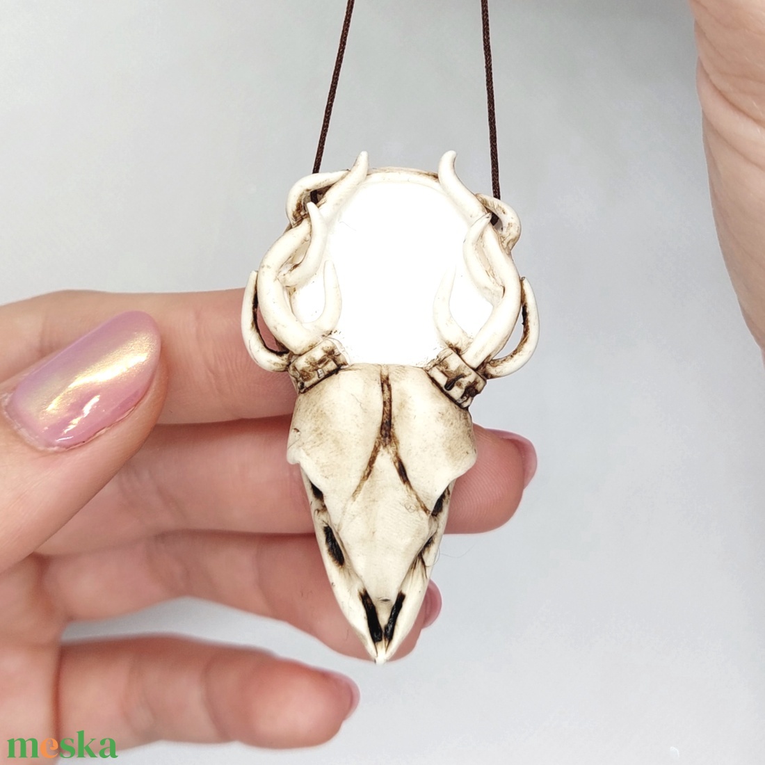 Szarvaslélek amulett kagylóhéj Holddal - ékszer - nyaklánc - medálos nyaklánc - Meska.hu Szarvaslélek amulett kagylóhéj Holddal - ékszer - nyaklánc - medálos nyaklánc - Meska.hu