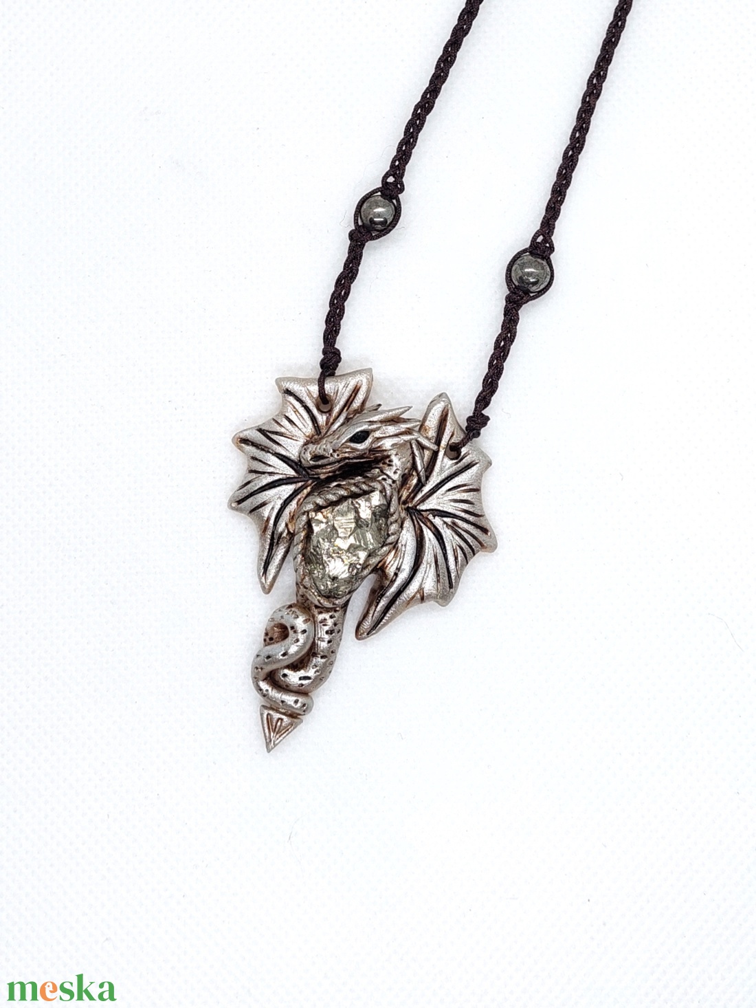 Sárkány amulett pirit ásvánnyal - ékszer - nyaklánc - medálos nyaklánc - Meska.hu Sárkány amulett pirit ásvánnyal - ékszer - nyaklánc - medálos nyaklánc - Meska.hu