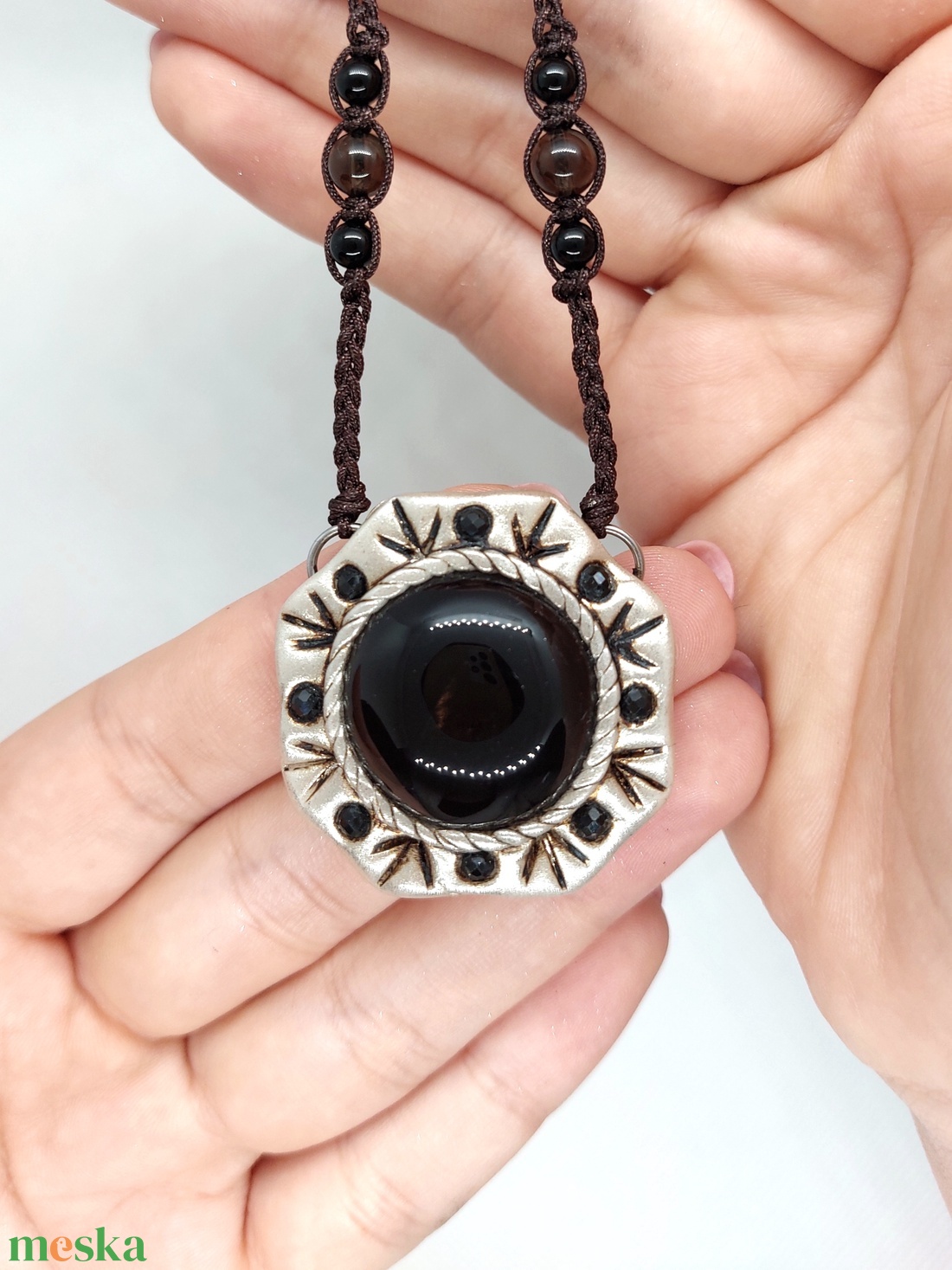 Füstkvarc-turmalin ásvány amulett - ékszer - nyaklánc - medálos nyaklánc - Meska.hu Füstkvarc-turmalin ásvány amulett - ékszer - nyaklánc - medálos nyaklánc - Meska.hu