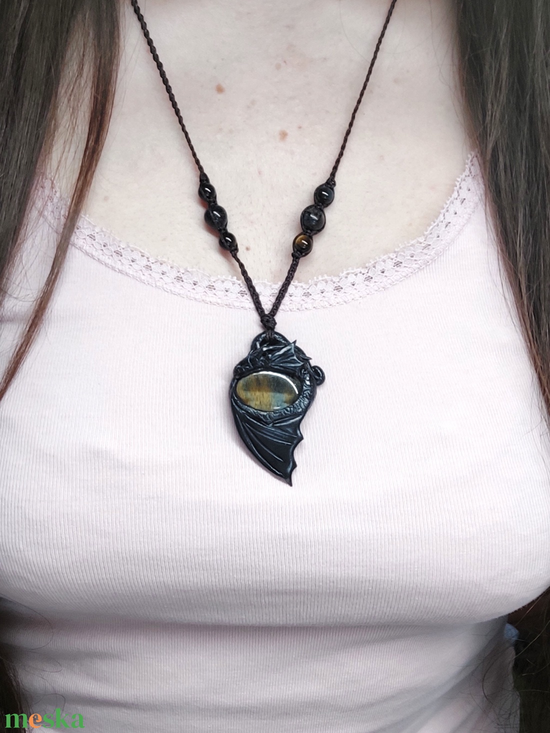 Sárkány amulett tigrisszem-sólyomszem ásvánnyal - ékszer - nyaklánc - medálos nyaklánc - Meska.hu