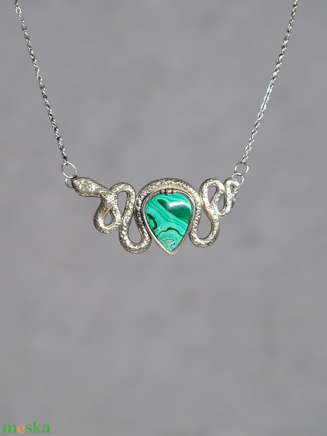 Kígyó nyakék malachittal  - ékszer - nyaklánc - medálos nyaklánc - Meska.hu
