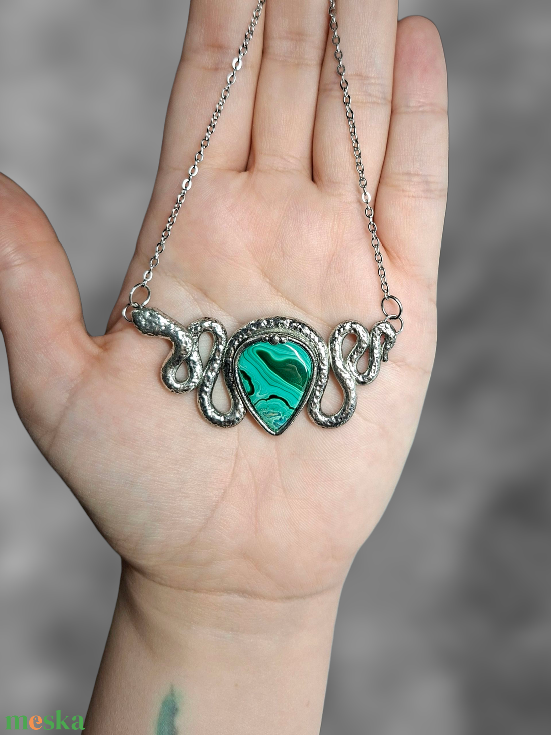 Kígyó nyakék malachittal  - ékszer - nyaklánc - medálos nyaklánc - Meska.hu
