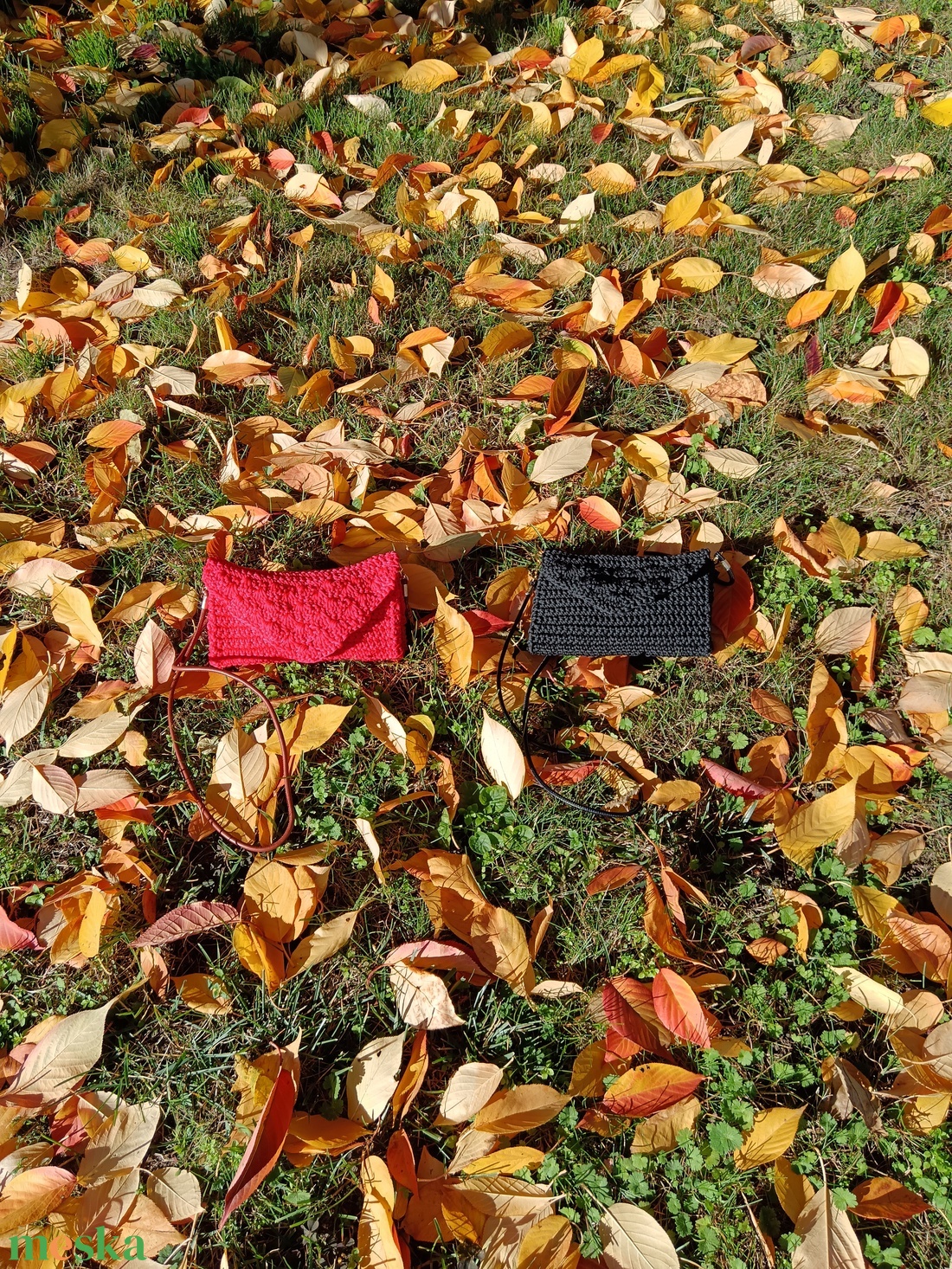 Onyx Borostyán  kézzel horgolt piros keresztpántos táska - táska & tok - kézitáska & válltáska - vállon átvethető táska - Meska.hu