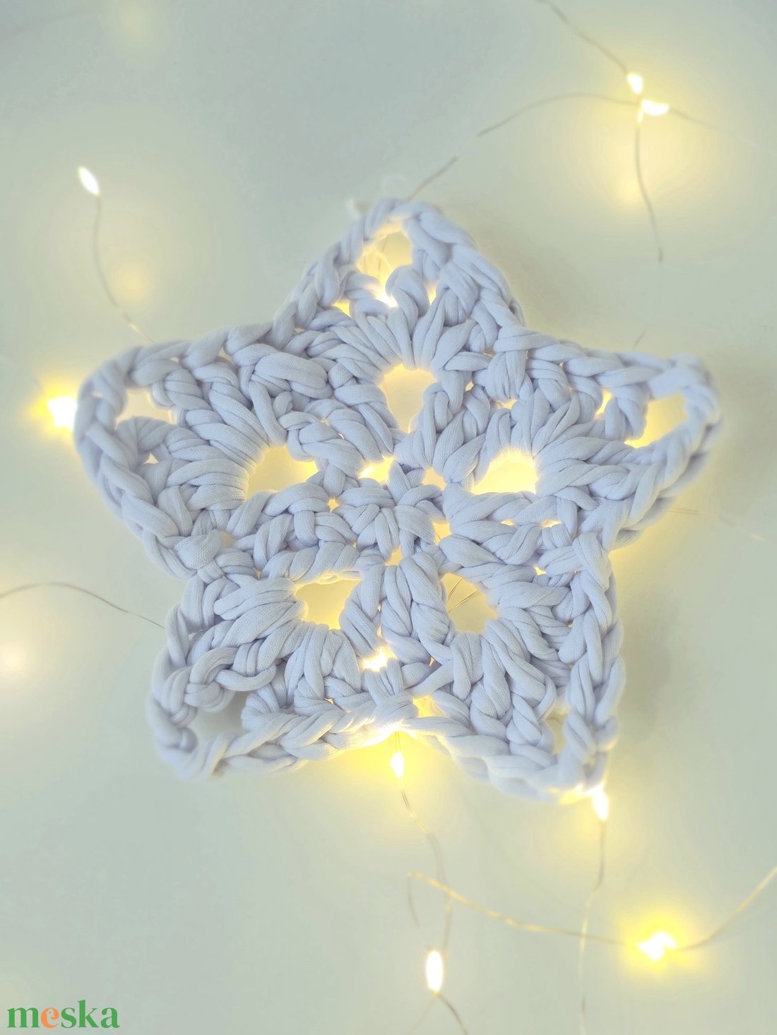 Horgolt csillag dekoráció  kézzel készült, puha pamutfonalból - karácsony - karácsonyi lakásdekoráció - karácsonyfadíszek - Meska.hu