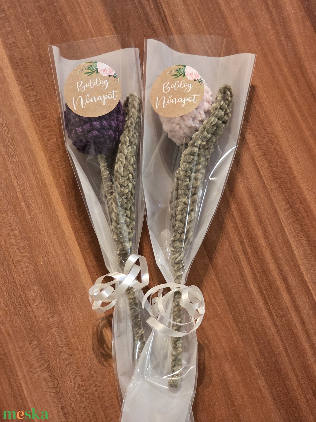  Horgolt Bársony Tulipán � Örök virág Nőnapra, díszcsomagolásban - otthon & életmód - virágdekoráció - virágok - szálas virág - Meska.hu