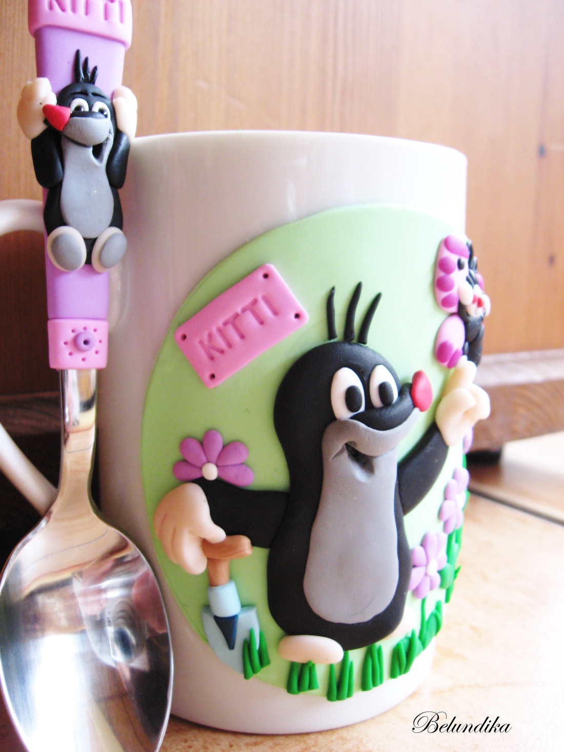 Kisvakond bögre+teáskanál -  - Meska.hu