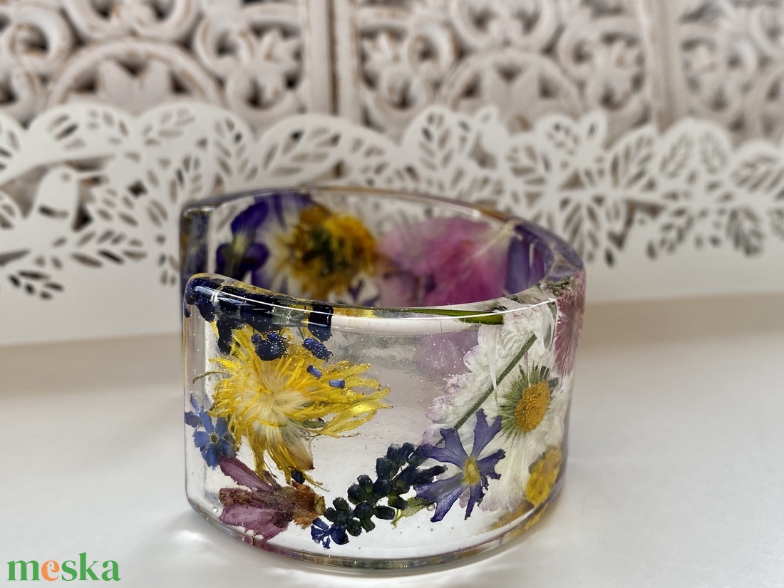 Színes virágok I-műgyanta karperec - ékszer - karkötő - karperec - Meska.hu