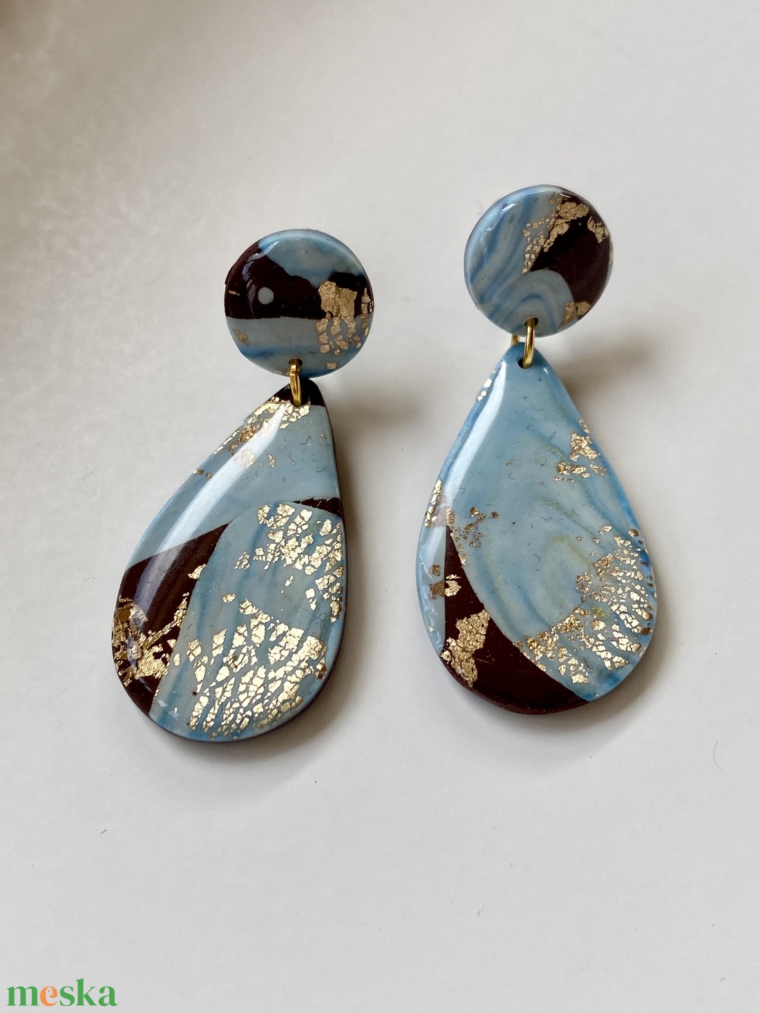 Barna/arany/kk csepp fülbevaló - ékszer - fülbevaló - lógós kerek fülbevaló - Meska.hu