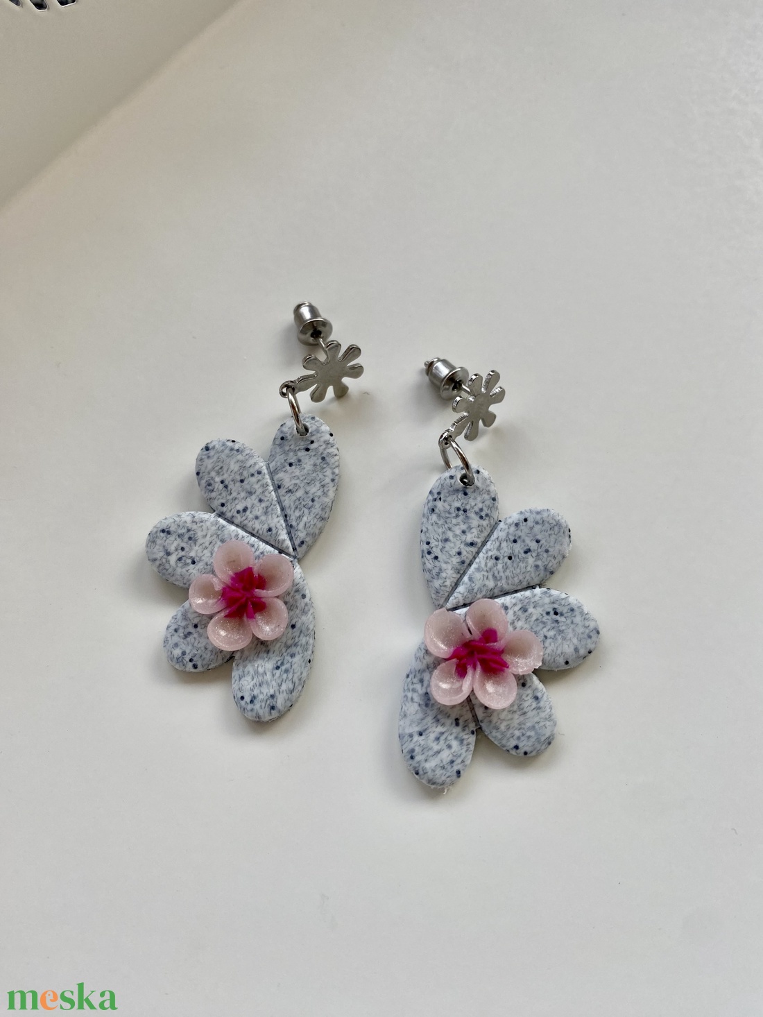 Cseresznye virgos legyező forma fülbevaló  - ékszer - fülbevaló - lógó fülbevaló - Meska.hu