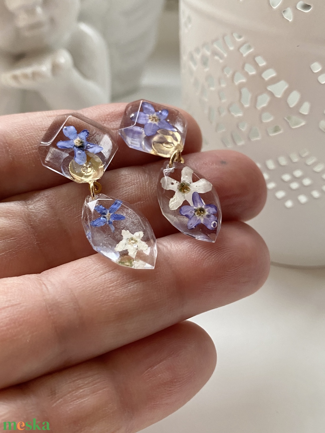 Nefelejcses 2 forma,epoxi gyanta fülbevaló - ékszer - fülbevaló - lógó fülbevaló - Meska.hu