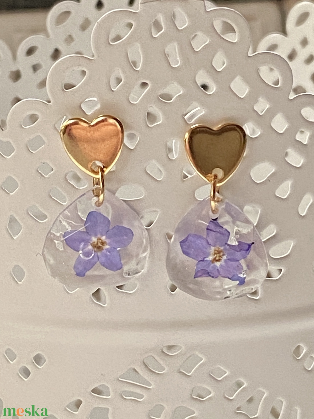 Nefelejcses szív és csepp forma,epoxi gyanta fülbevaló - ékszer - fülbevaló - lógó fülbevaló - Meska.hu