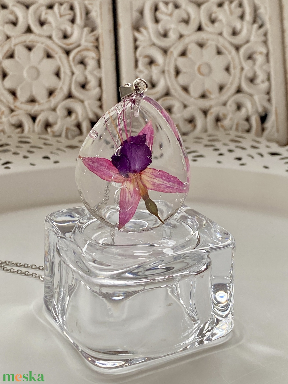 Fukszia-nagy csepp műgyanta medál - ékszer - nyaklánc - medálos nyaklánc - Meska.hu