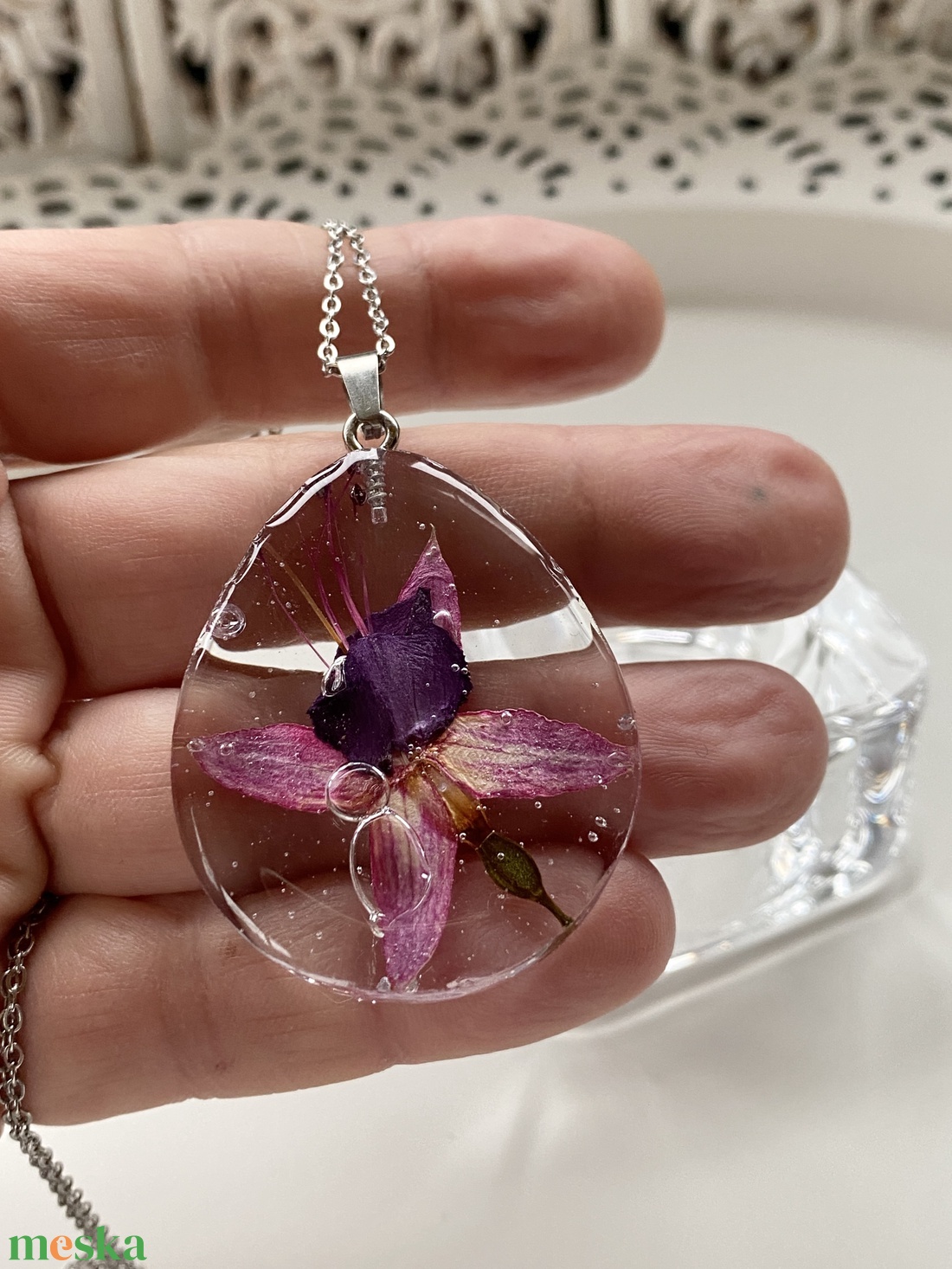 Fukszia-nagy csepp műgyanta medál - ékszer - nyaklánc - medálos nyaklánc - Meska.hu