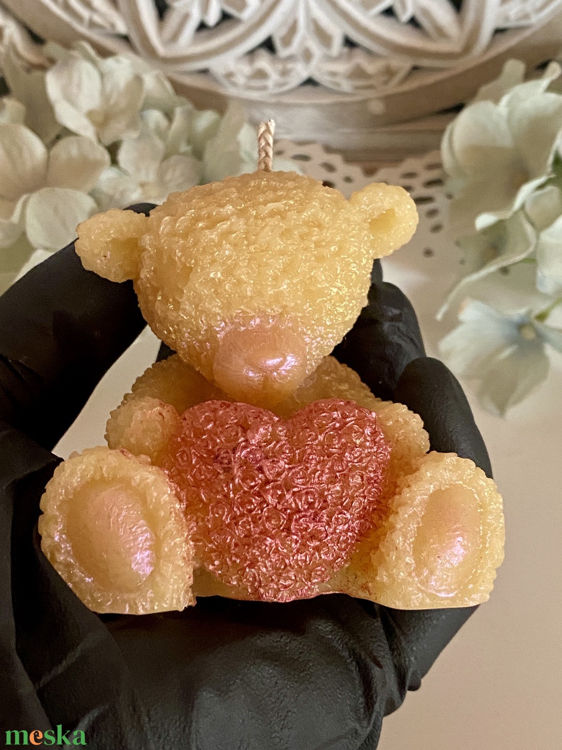 Méhviasz gyertya-Teddy maci pink szívvel - esküvő - dekoráció - gyertya & gyertyatartó - Meska.hu