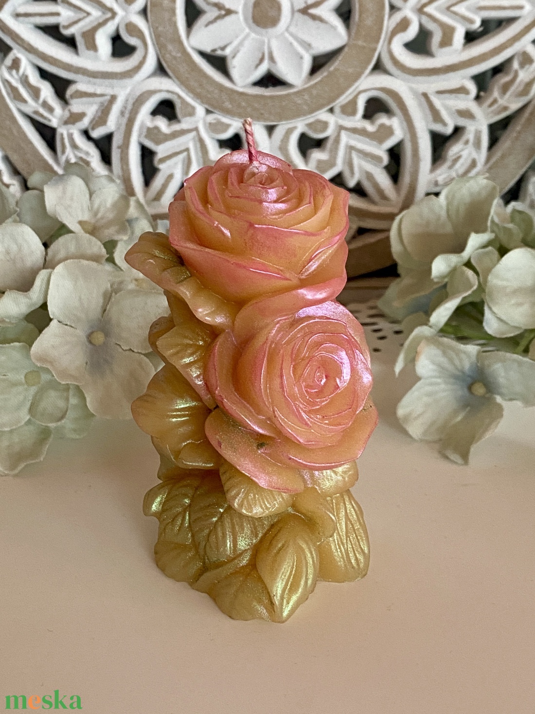 Méhviasz gyertya-virágzó rózsák - esküvő - dekoráció - gyertya & gyertyatartó - Meska.hu