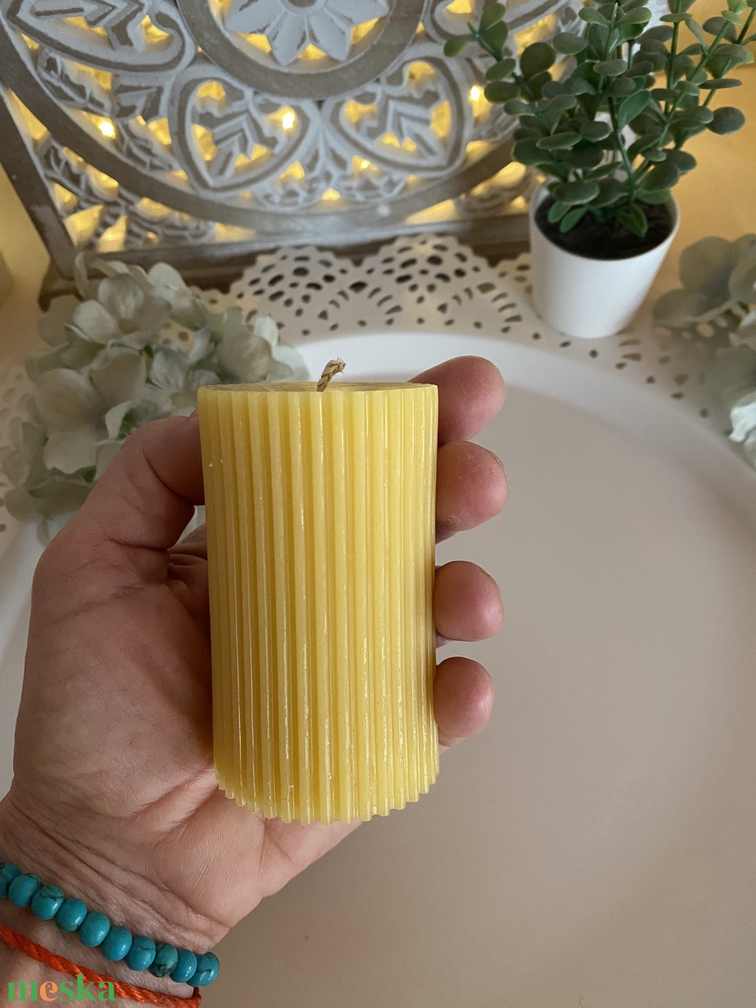 Méhviasz gyertya-Bordás henger 1. - esküvő - dekoráció - gyertya & gyertyatartó - Meska.hu