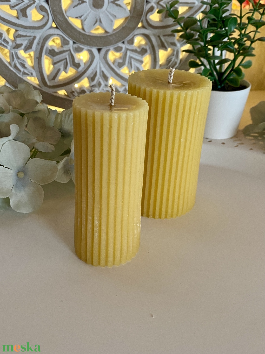 Méhviasz gyertya-Bordás henger 2 - esküvő - dekoráció - gyertya & gyertyatartó - Meska.hu