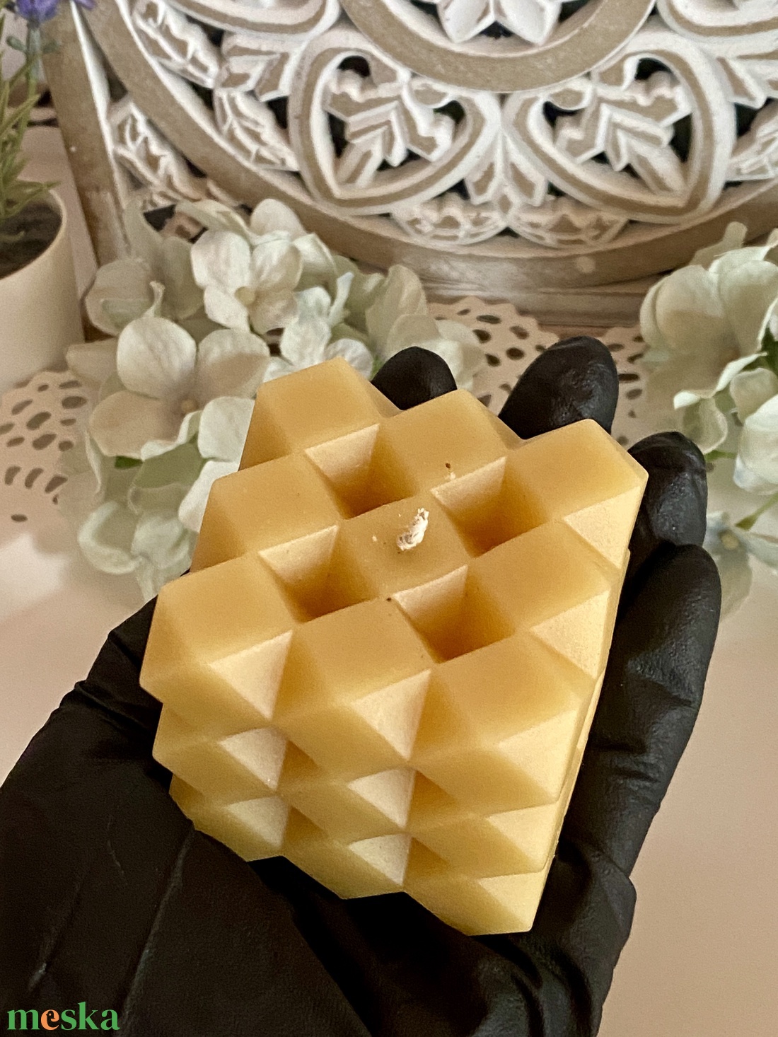 Méhviasz gyertya-nagy rombusz kocka - esküvő - dekoráció - gyertya & gyertyatartó - Meska.hu