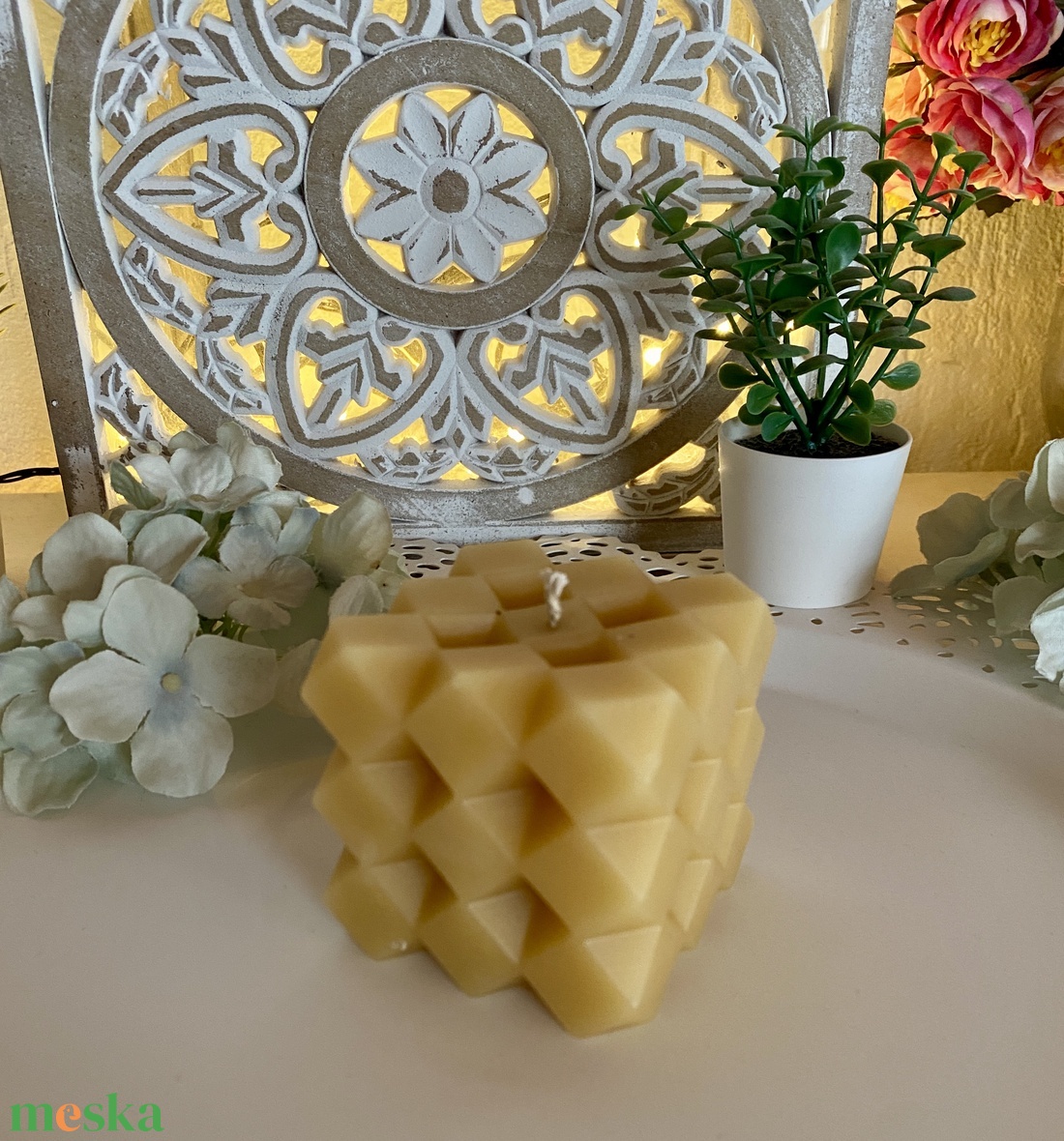 Méhviasz gyertya-nagy rombusz kocka - esküvő - dekoráció - gyertya & gyertyatartó - Meska.hu