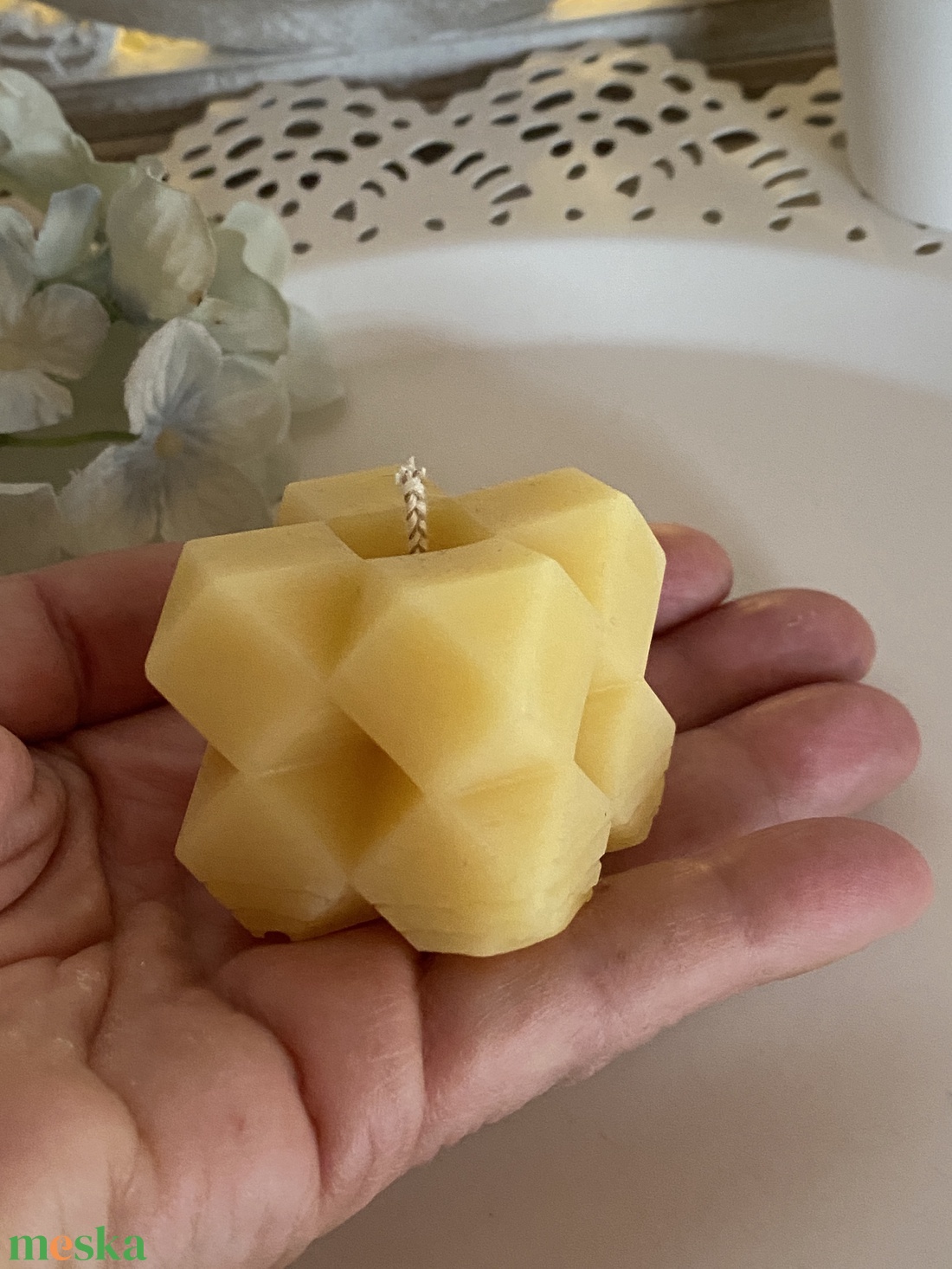 Méhviasz gyertya-kicsi rombusz kocka - esküvő - dekoráció - gyertya & gyertyatartó - Meska.hu