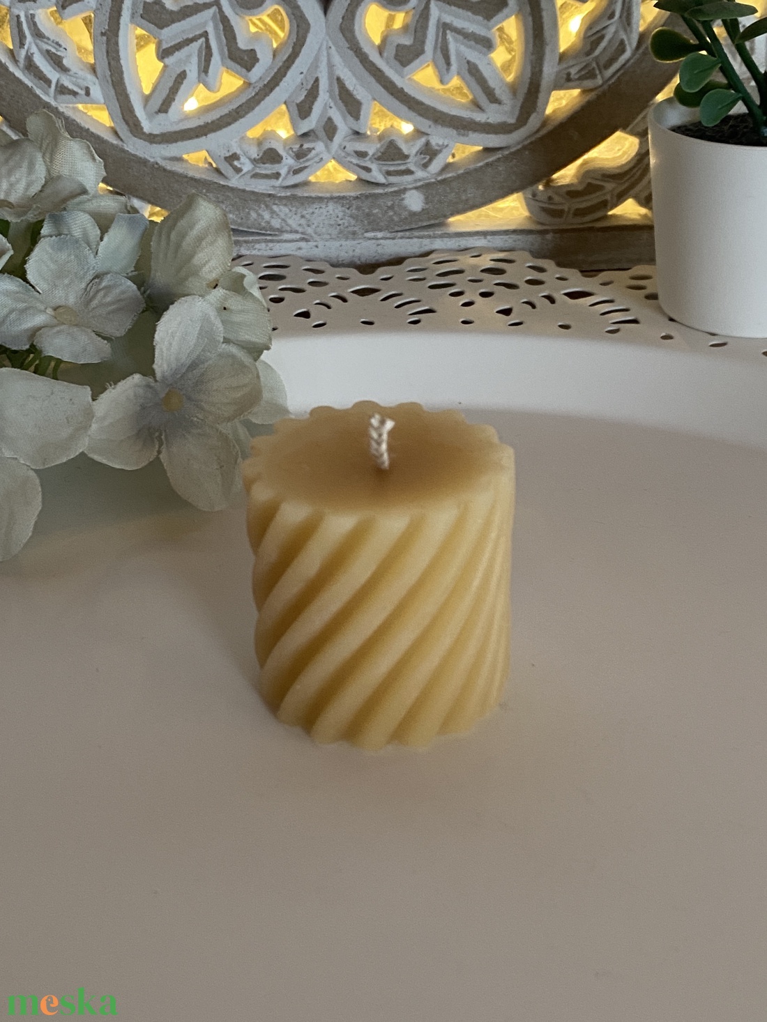Méhviasz gyertya-csavart bordás henger 2. - esküvő - dekoráció - gyertya & gyertyatartó - Meska.hu