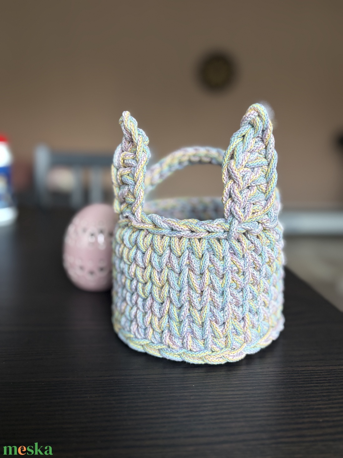 Horgolt tojásgyűjtő kosár - ünnepi díszek, dekorációk - húsvéti díszek és dekorációk - húsvéti kosár - Meska.hu