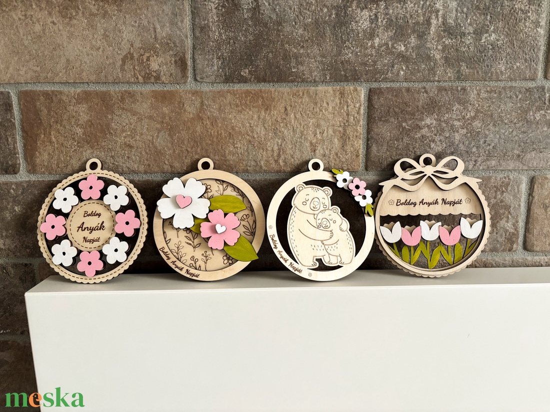 Egyedi anyák napi ajándék  - otthon & életmód - dekoráció - asztal és polc dekoráció - gravírozott táblák - Meska.hu